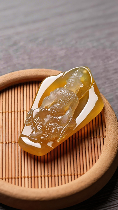 【自在观音】Imperial Ice-Yellow Jadeite "Guanyin" (Goddess of Mercy) Masterpiece