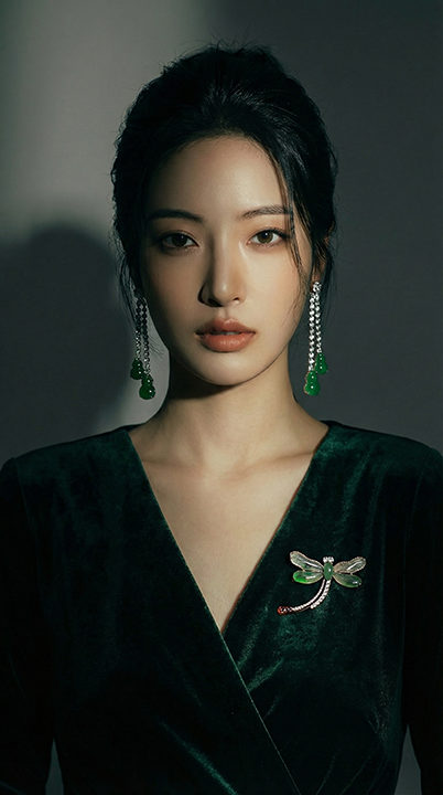 【满绿福禄】Imperial Green Jadeite hulu (Gourd) Diamond Drop Earrings